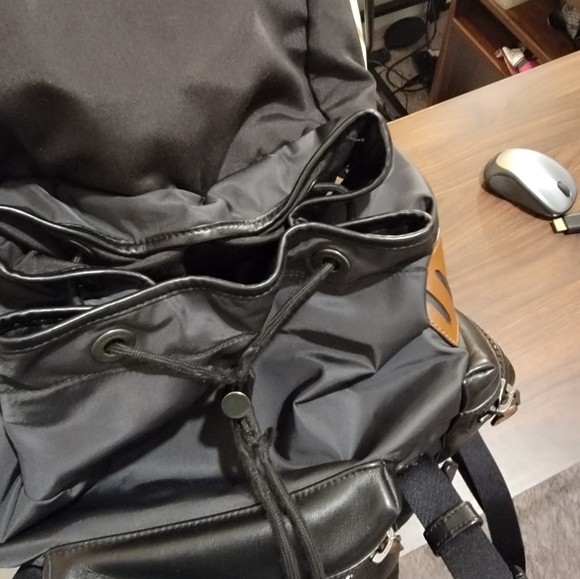 Authentic Coach Leather Backpack - Picture 3 of 6